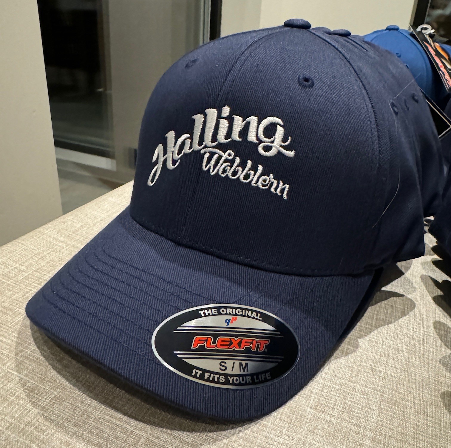 Caps