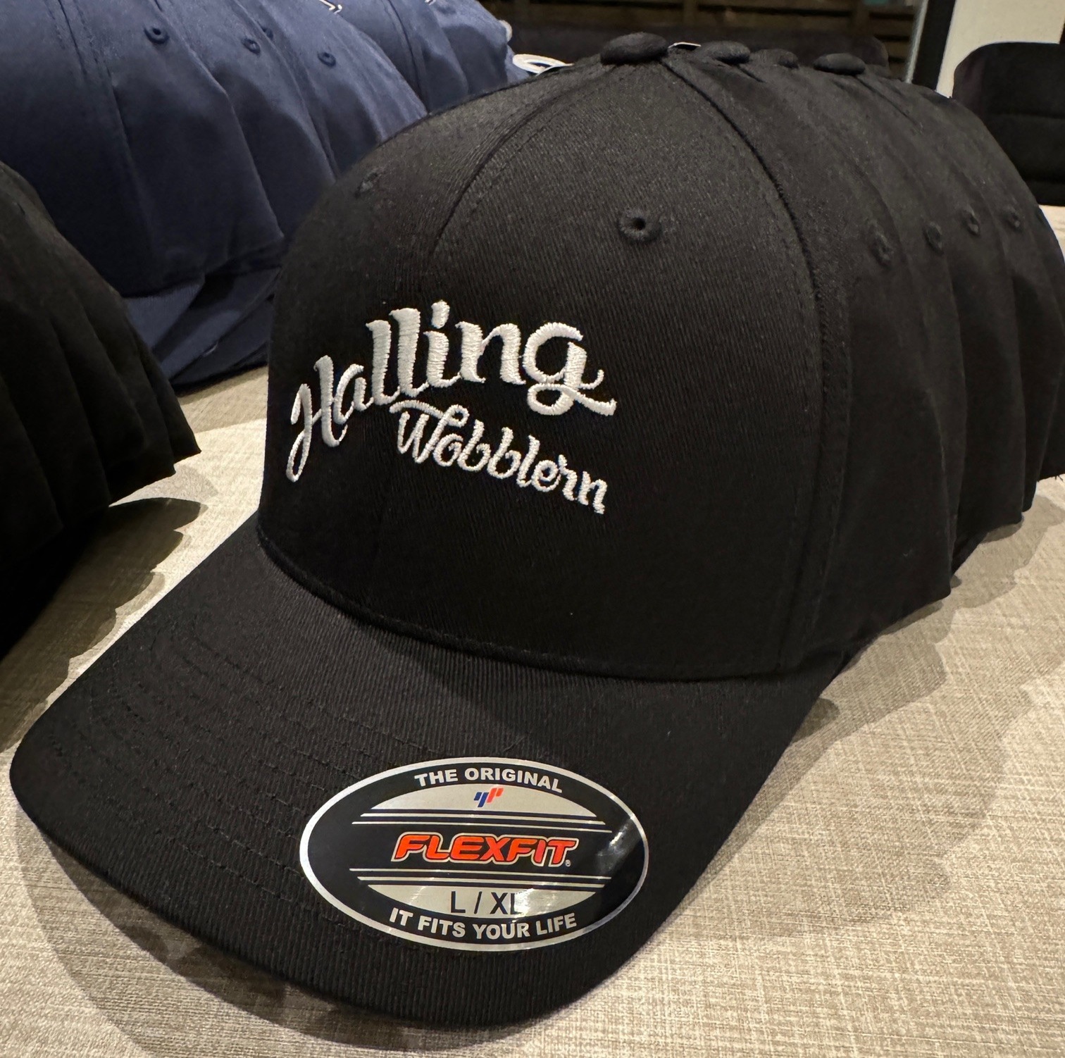 Caps